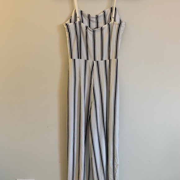 Bershka black & white Striped Jumpsuit - Picture 4 of 5